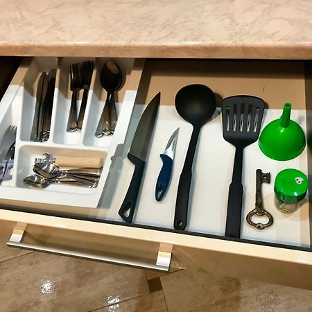 מוקצ'בה Large Apartment In The City Center מראה חיצוני תמונה