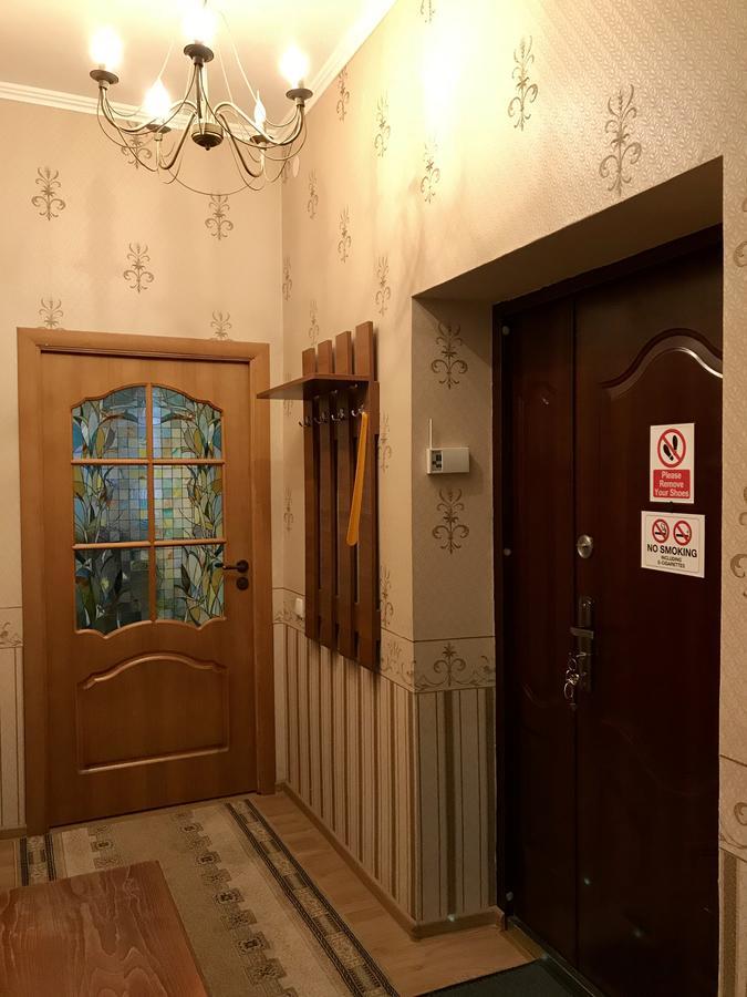 מוקצ'בה Large Apartment In The City Center מראה חיצוני תמונה